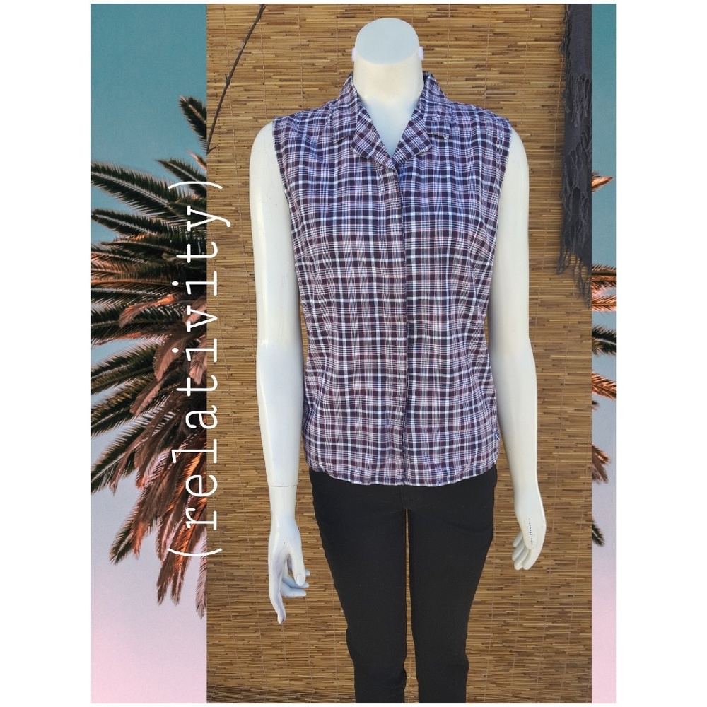 Sleeveless plaid button up ladies top